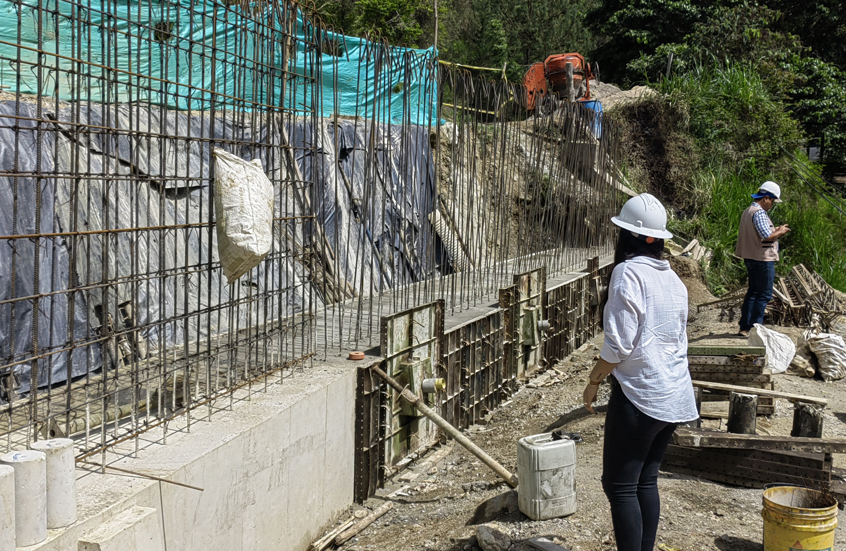 En un 57% avanza obra de mitigación que ejecuta la CDMB en el municipio de Suratá